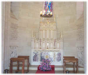 belleau_memorial_chapelle.JPG (92491 octets)
