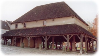 Halle en bois de Marigny-en-Orxois